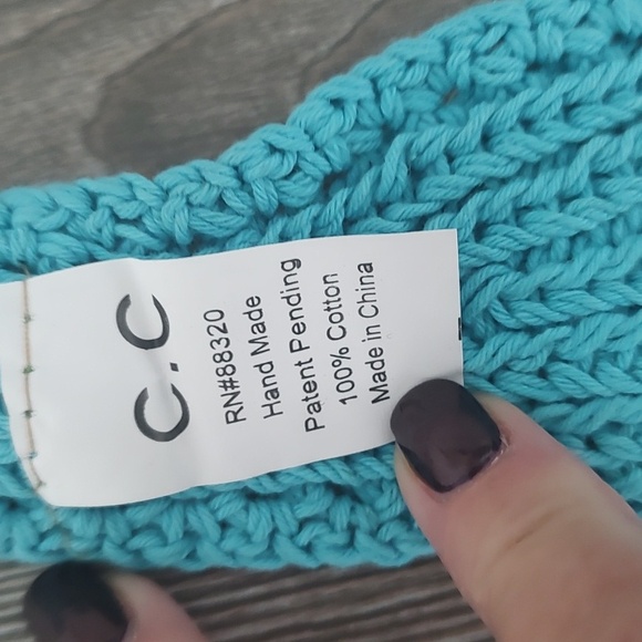 New Lot of 4 Crochet Knit Neckwarmers Headbands Grey Pink Red Turquoise Sparkle - Picture 11 of 15